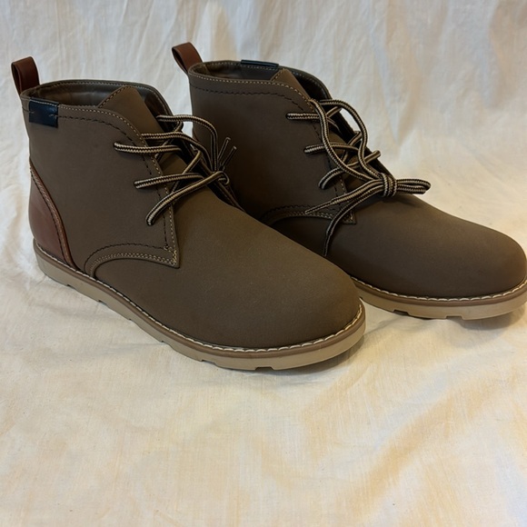 NWOB Oliver Mason Brown Shoes Boys Sz 7M - Picture 6 of 6